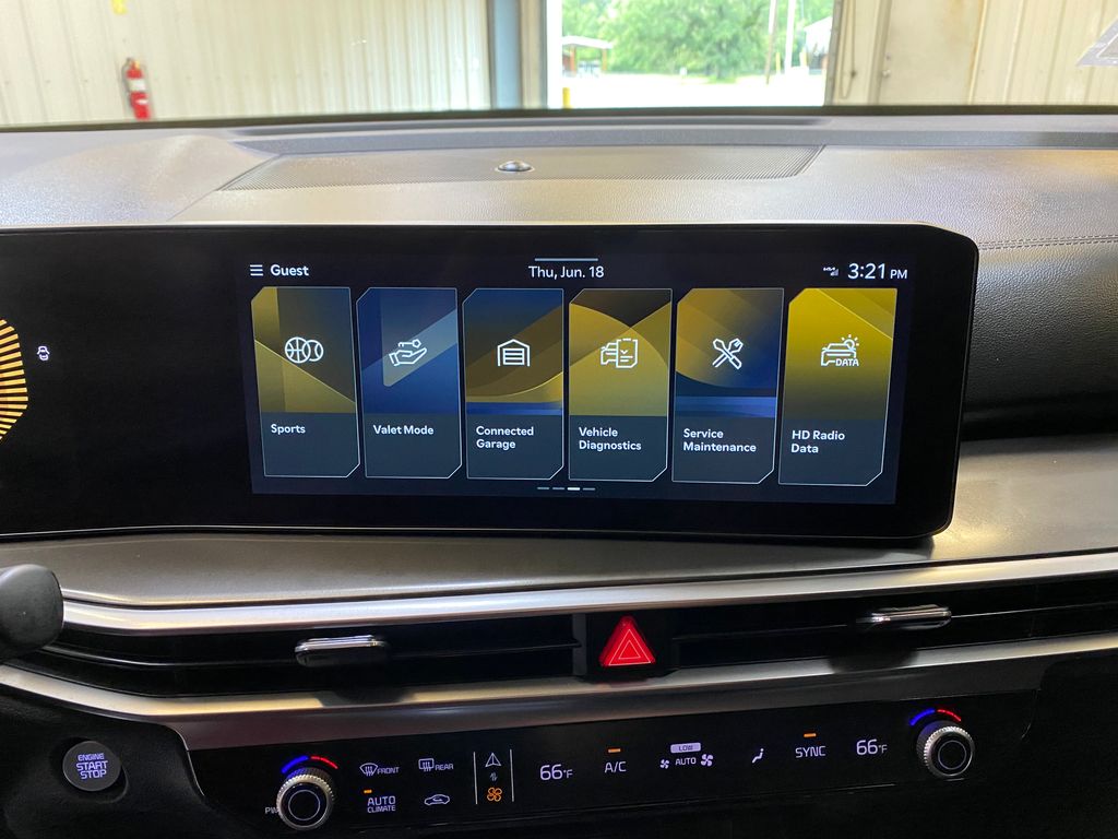 2025 Kia Sorento S - Photo 40