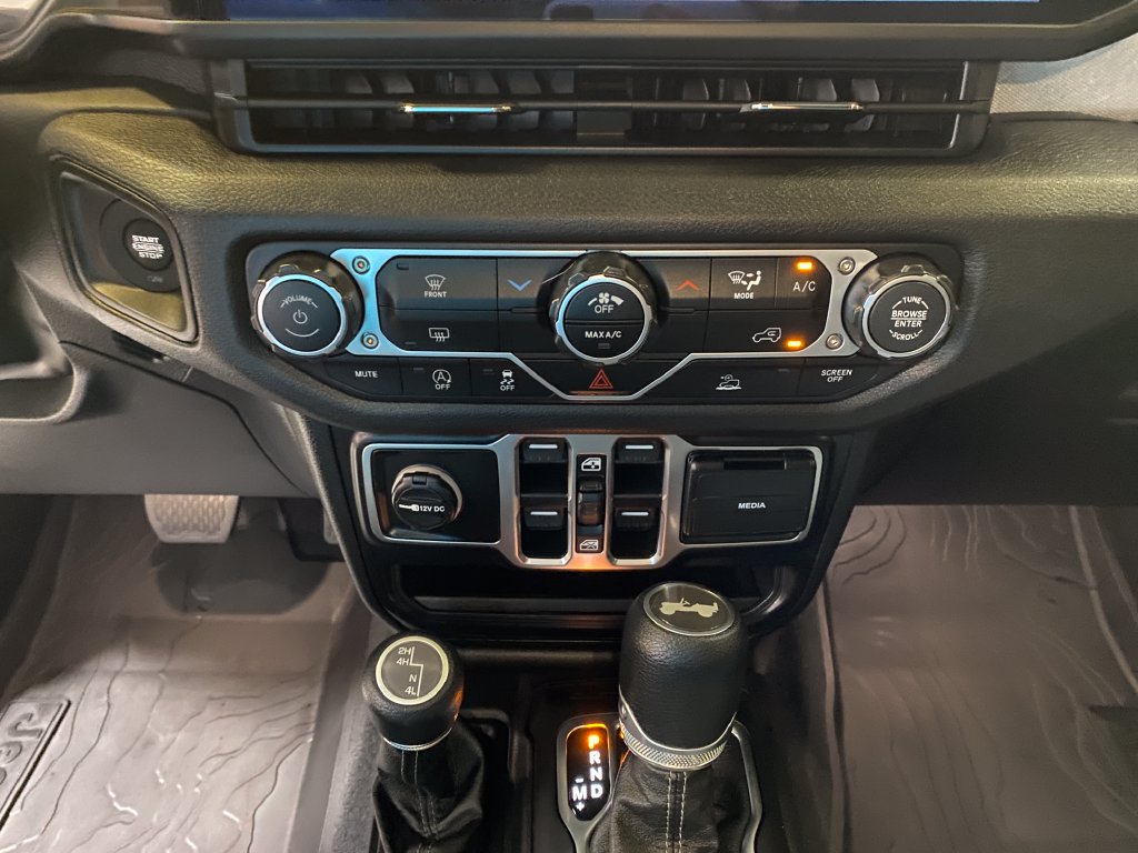 2026 Jeep Wrangler 4-Door Sport - Photo 41