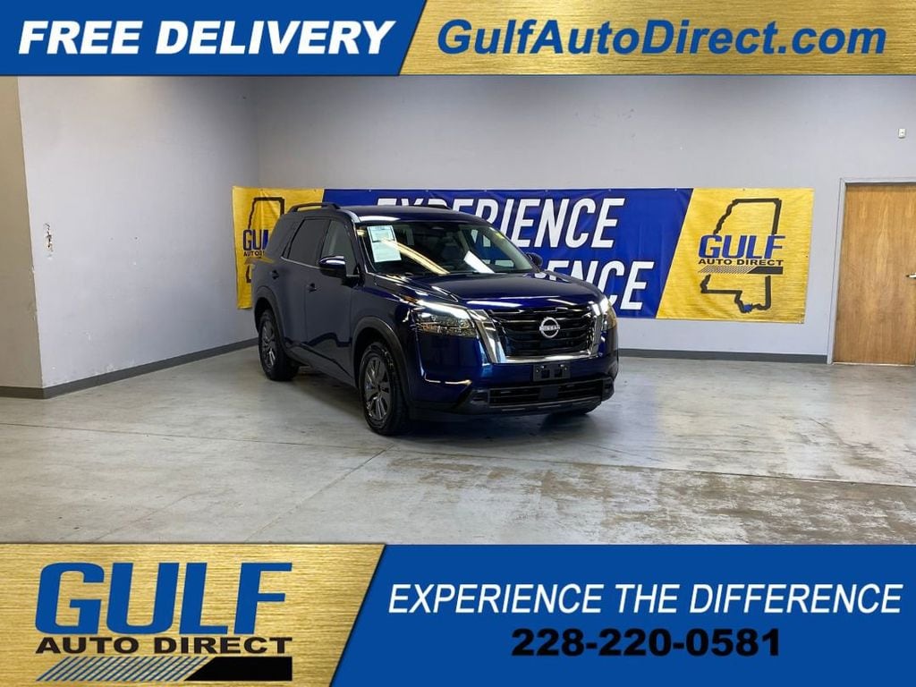2025 Nissan Pathfinder SV 4WD's photo