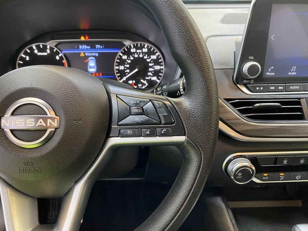 2025 Nissan Altima SV - Photo 29