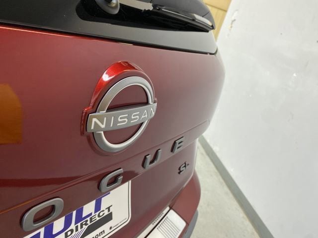 2025 Nissan Rogue SL - Photo 16