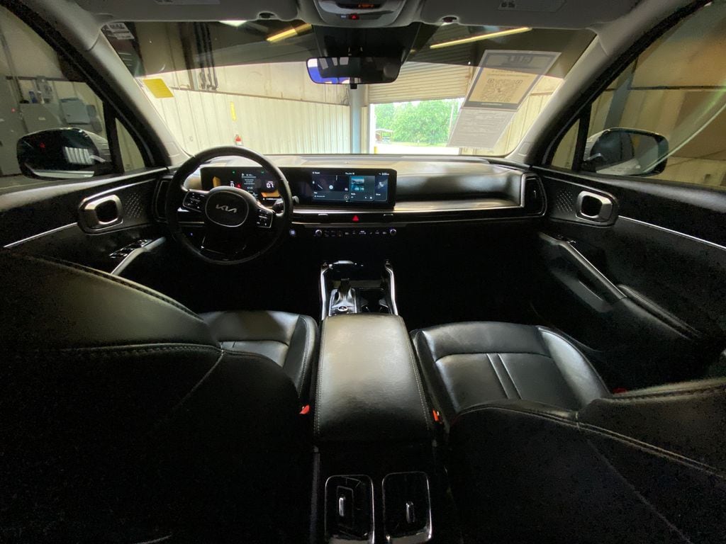 2025 Kia Sorento S - Photo 19