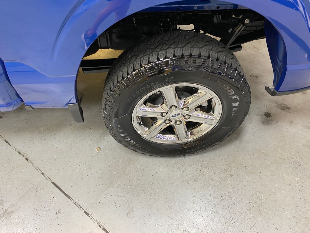 2025 Ford F-150 XLT - Photo 12