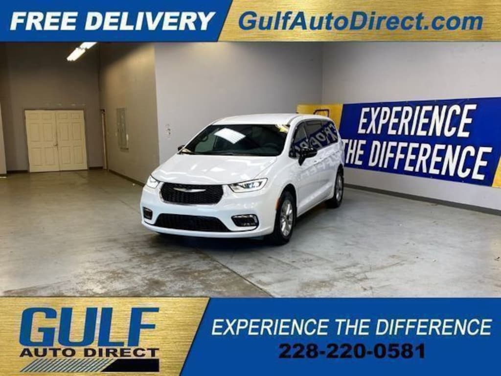 Used 2026 Chrysler Pacifica Select Minivan/Van