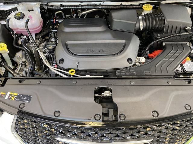 2026 Chrysler Pacifica Select - Photo 10