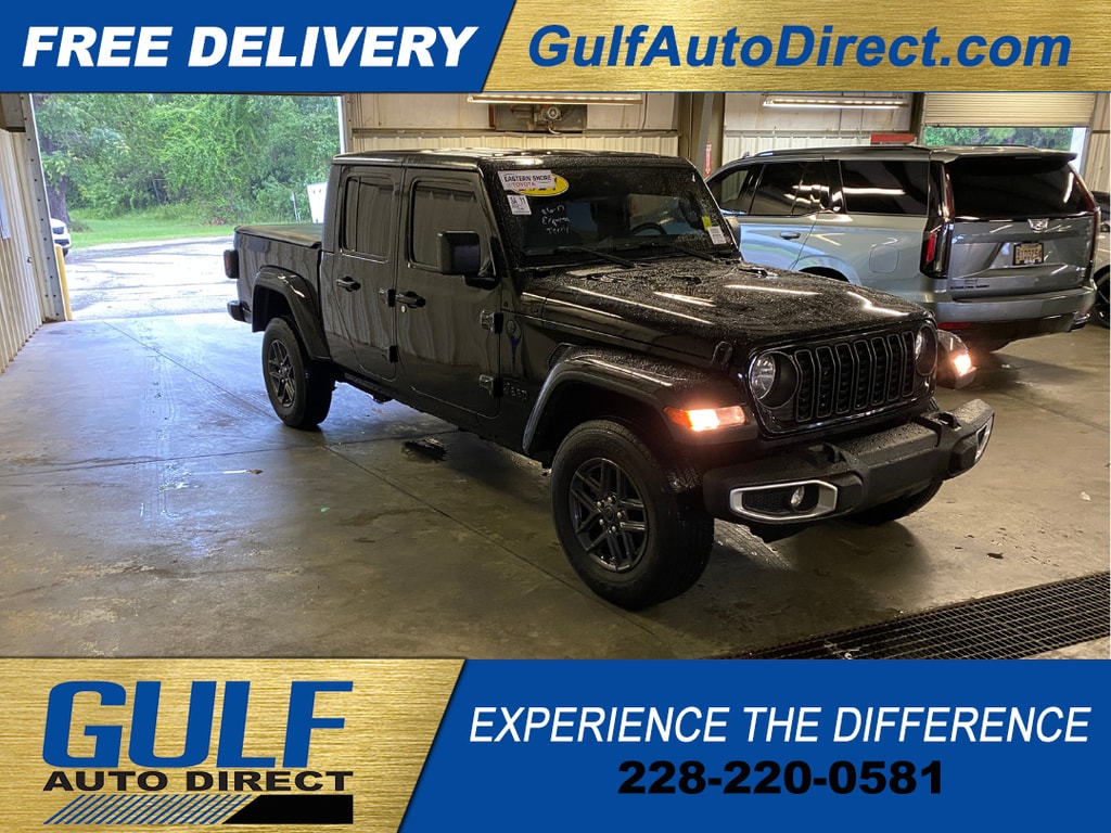 Used 2024 Jeep Gladiator Sport S Truck