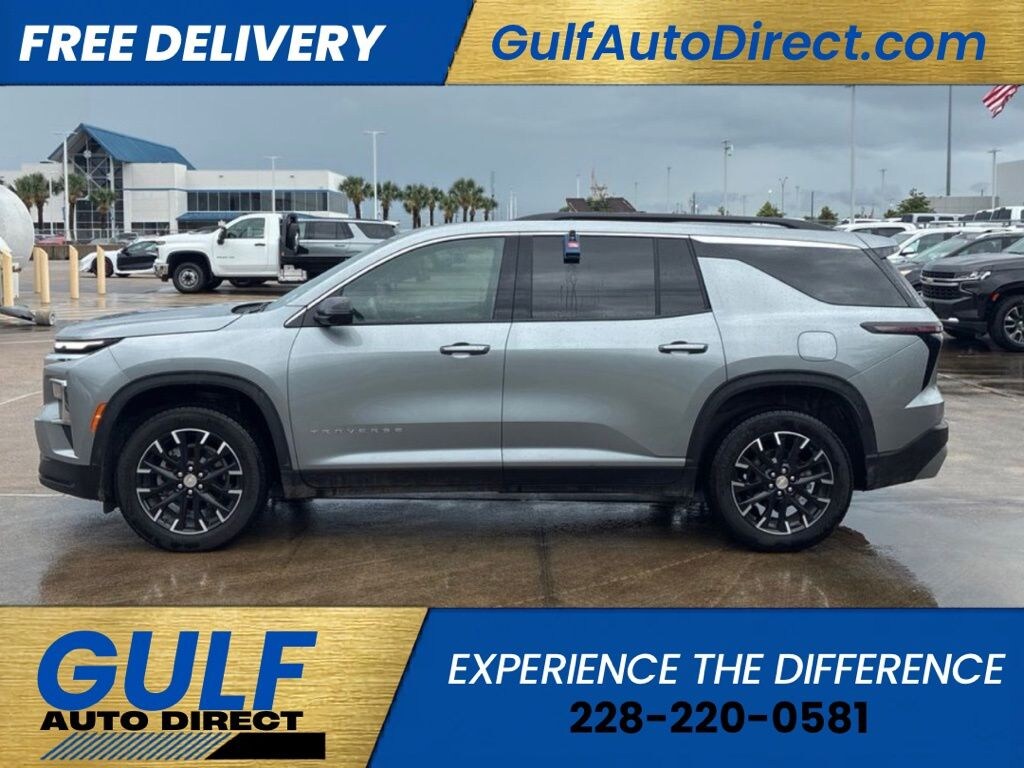 Used 2026 Chevrolet Traverse LT SUV