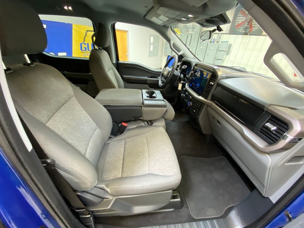 2025 Ford F-150 XLT - Photo 26
