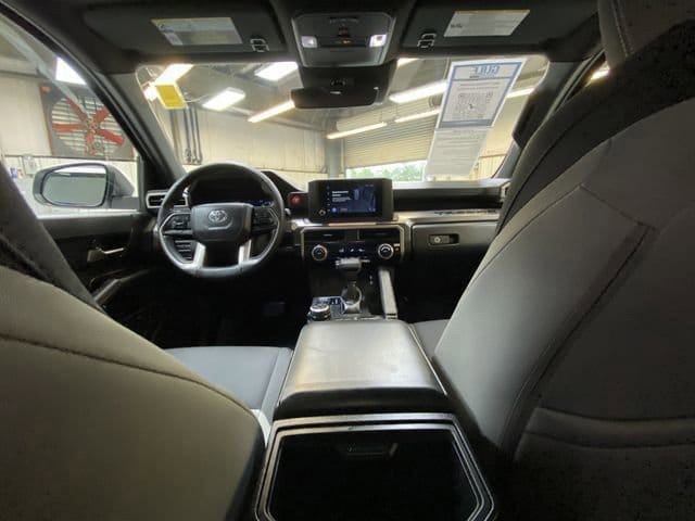 2025 Toyota Tacoma TRD Off Road - Photo 20