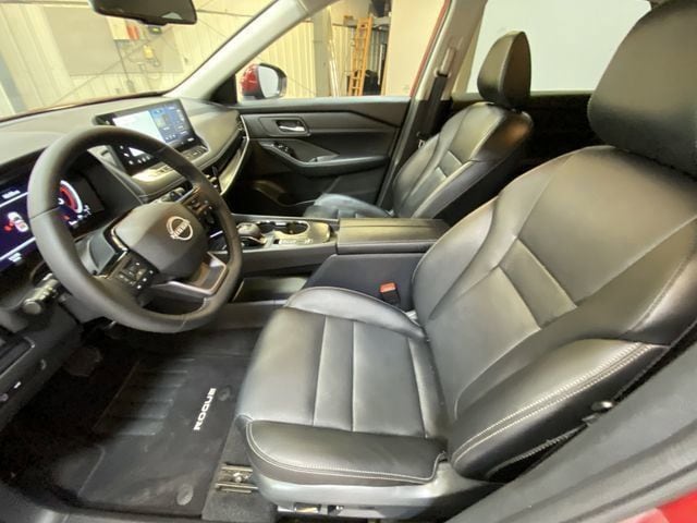 2025 Nissan Rogue SL - Photo 22