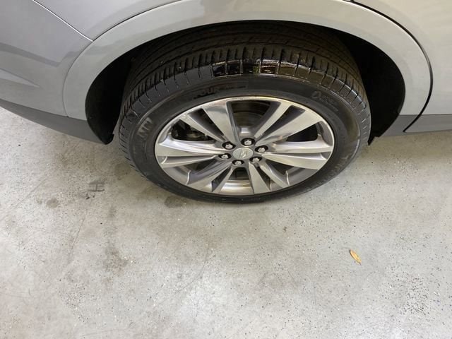 2025 Cadillac XT5 Premium Luxury - Photo 13