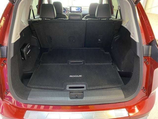 2025 Nissan Rogue SL - Photo 29