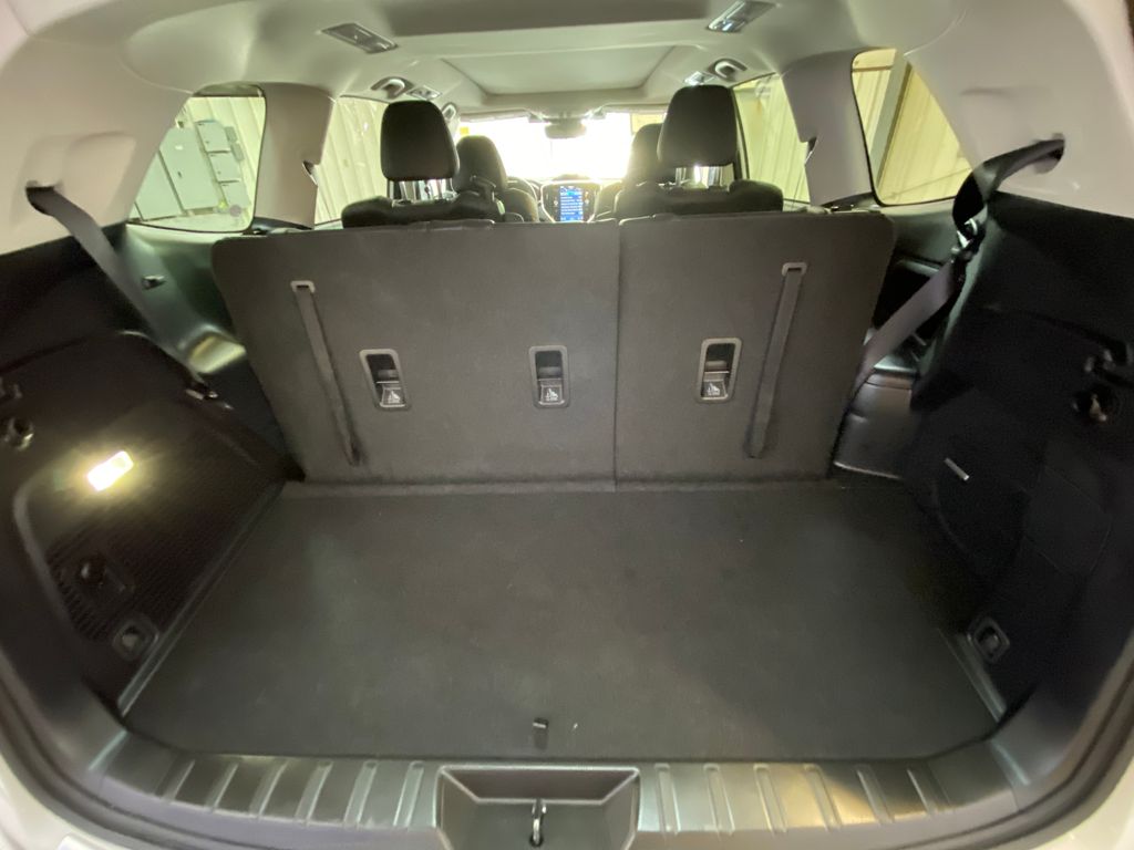 2026 Subaru Ascent Limited - Photo 31