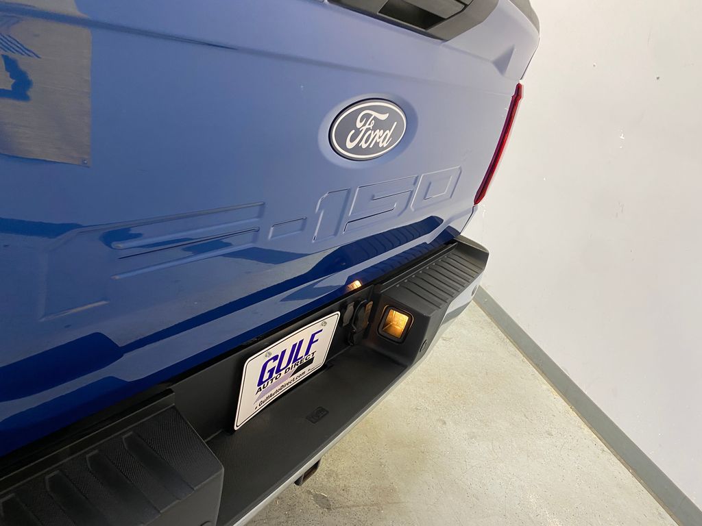 2025 Ford F-150 XLT - Photo 18