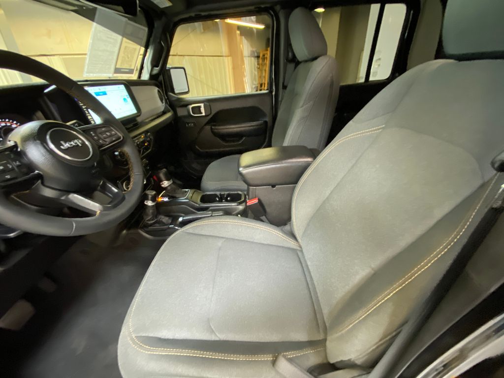 2024 Jeep Gladiator Sport S - Photo 21