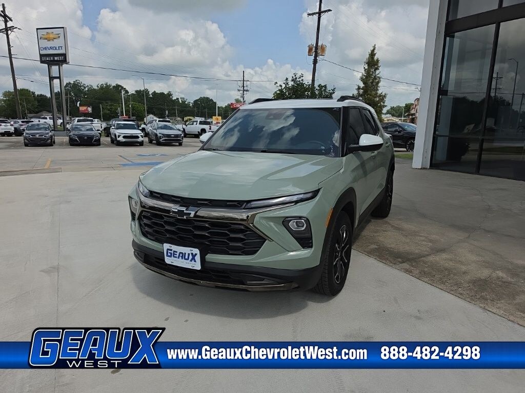 Used 2025 Chevrolet Trailblazer Activ SUV