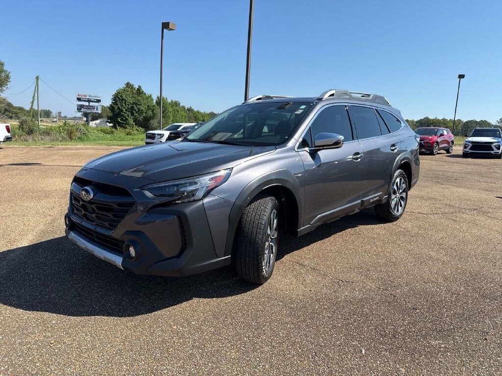 Used 2025 Subaru Outback Touring XT SUV