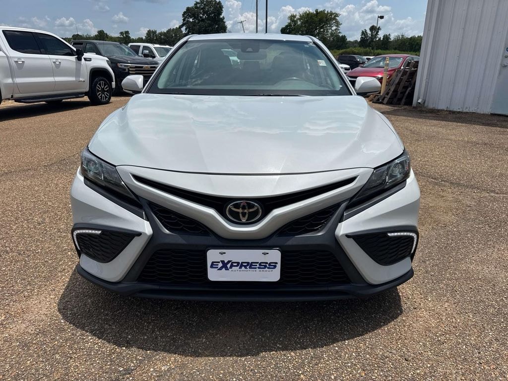 Used 2024 Toyota Camry SE Sedan