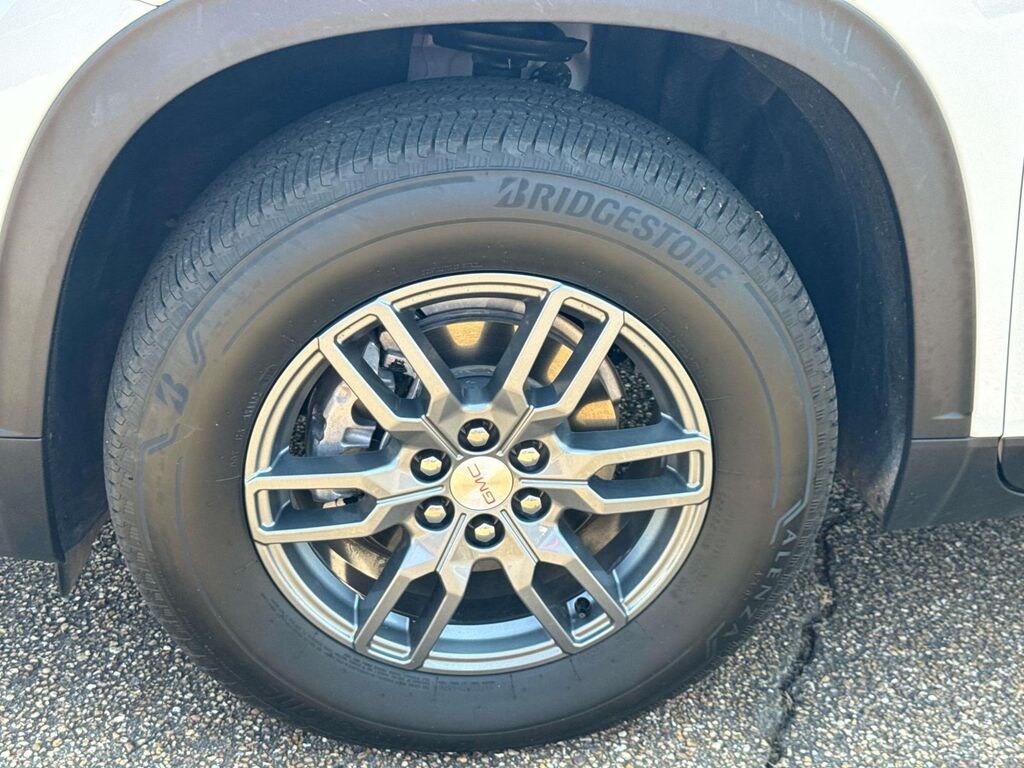 Used 2025 GMC Acadia Elevation SUV