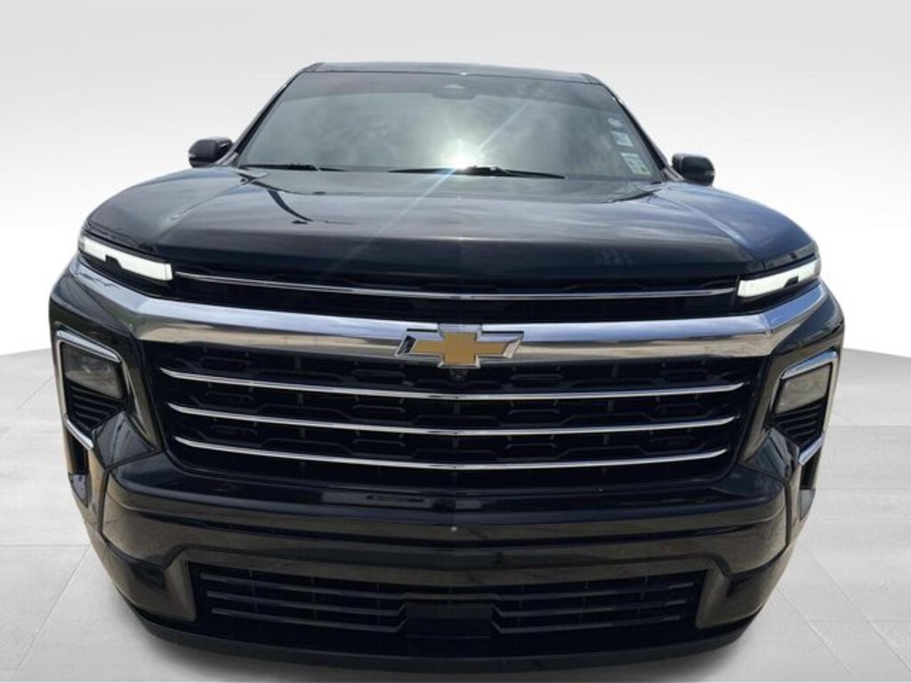 Used 2025 Chevrolet Traverse High Country SUV
