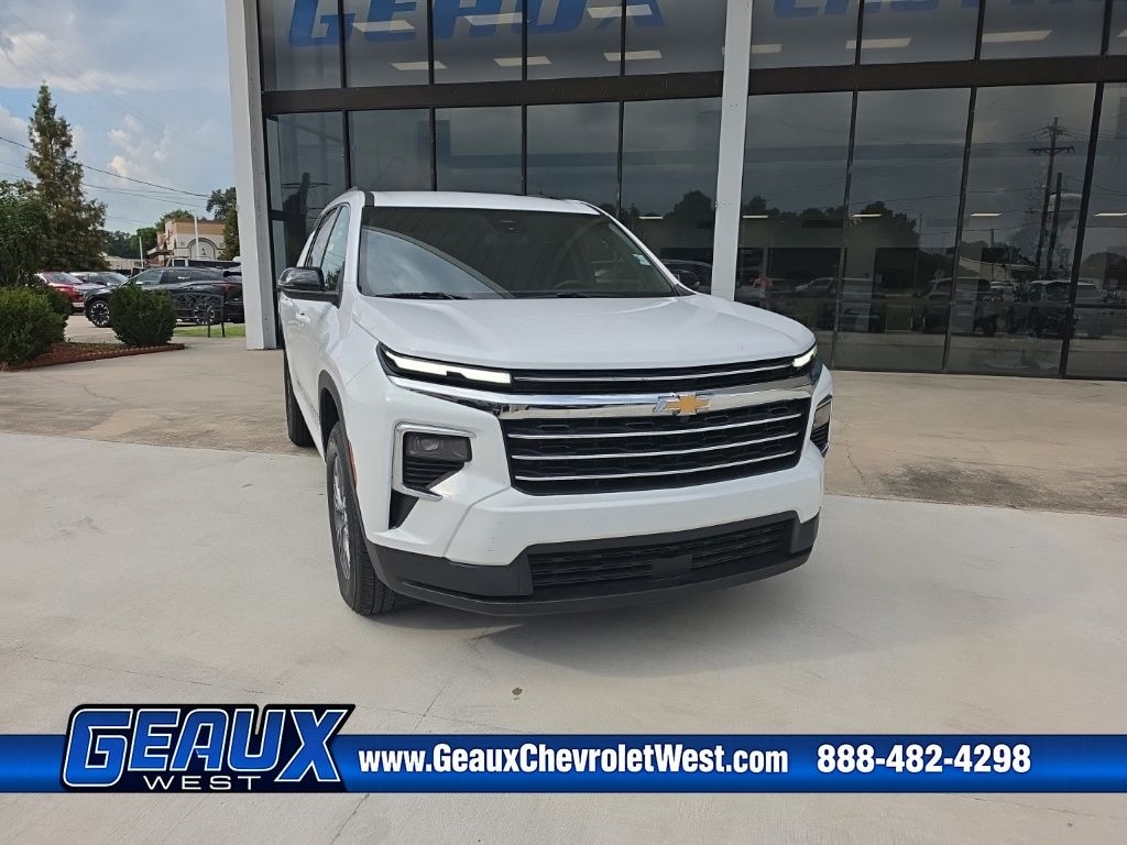 Used 2026 Chevrolet Traverse LT SUV