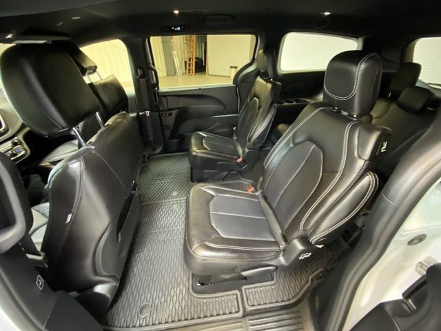 2026 Chrysler Pacifica Select - Photo 24
