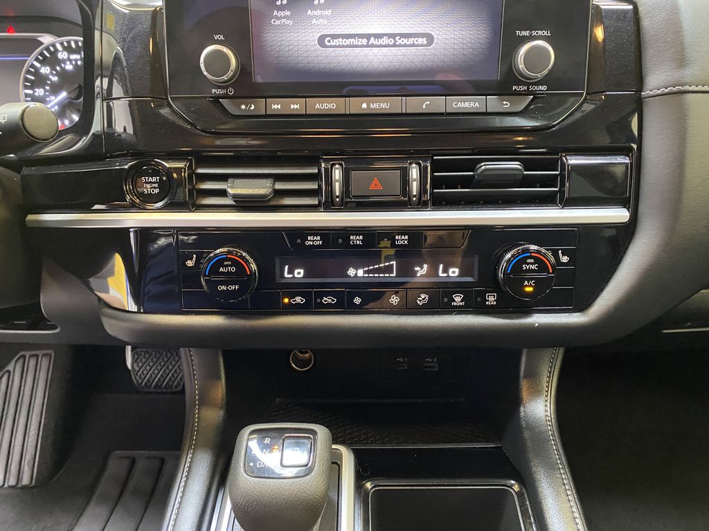 2025 Nissan Pathfinder SV - Photo 44