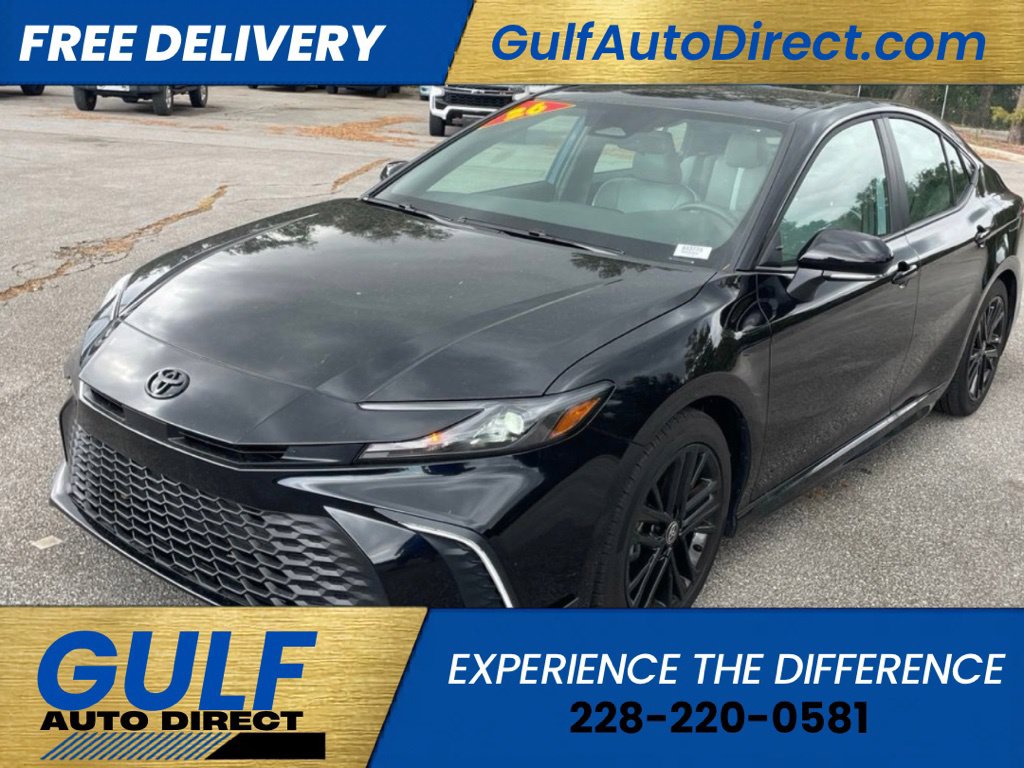 Used 2026 Toyota Camry SE Sedan