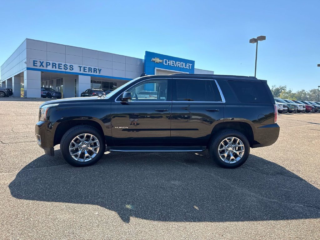 Used 2017 GMC Yukon SLT SUV