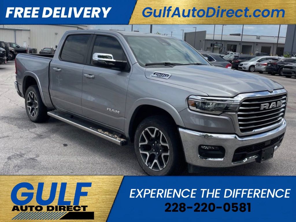 2025 RAM 1500 Laramie 4x4 Crew Cab 5'7's photo