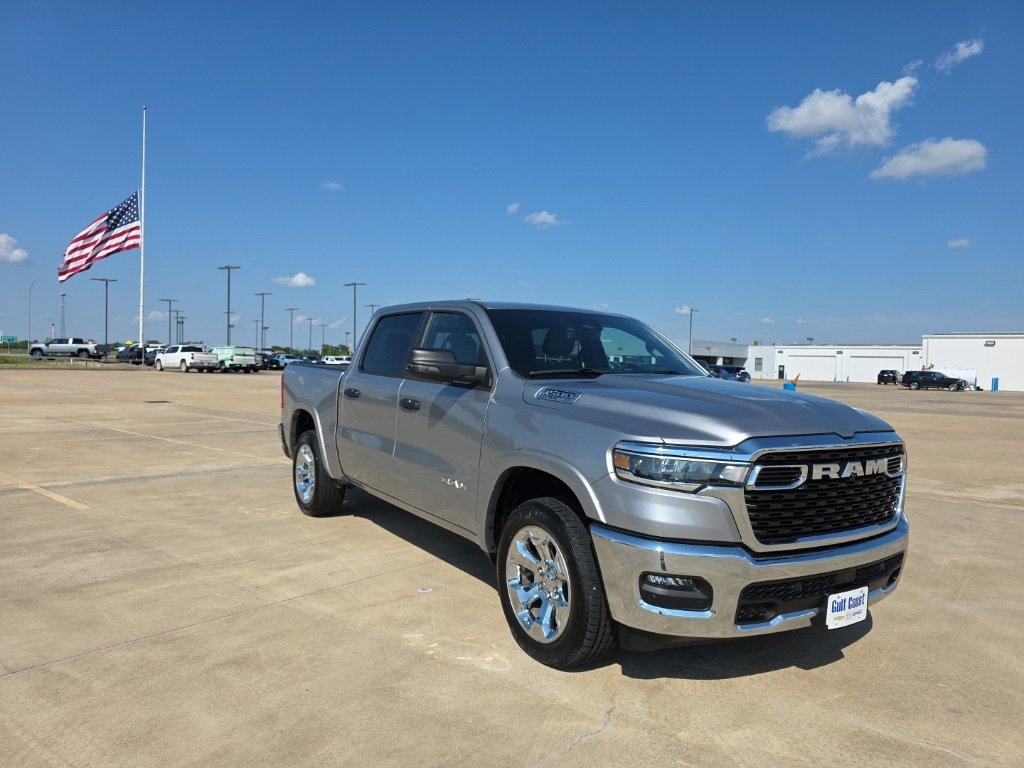 2025 Ram 1500 Lone Star photo 3