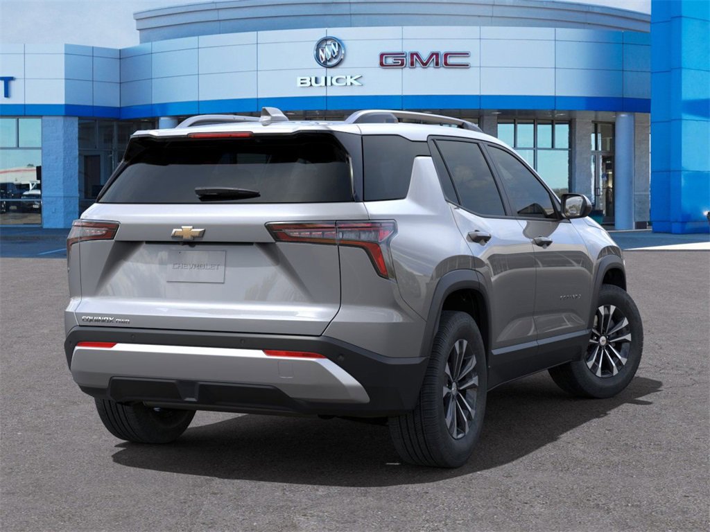 2025 Chevrolet Equinox LT photo 4