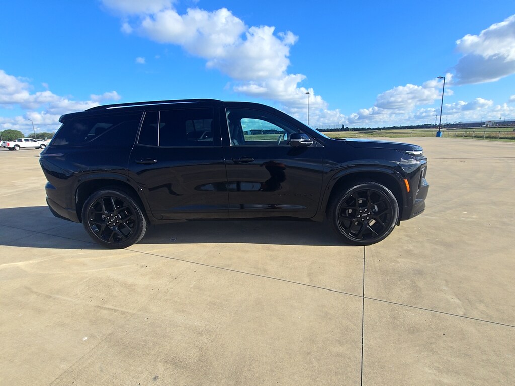 Used 2024 Chevrolet Traverse RS SUV