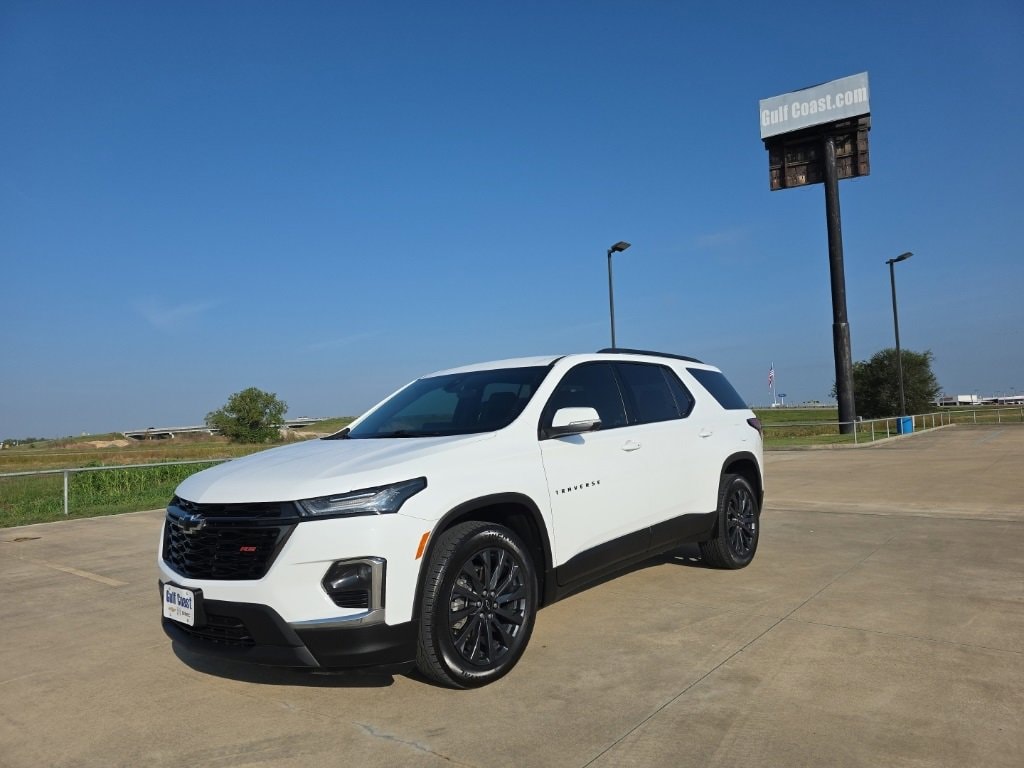 Used 2023 Chevrolet Traverse RS SUV
