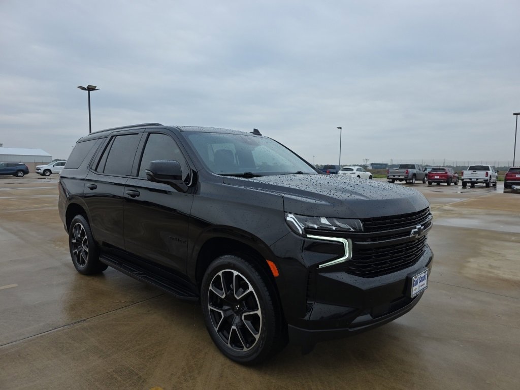 2023 Chevrolet Tahoe RST photo 3