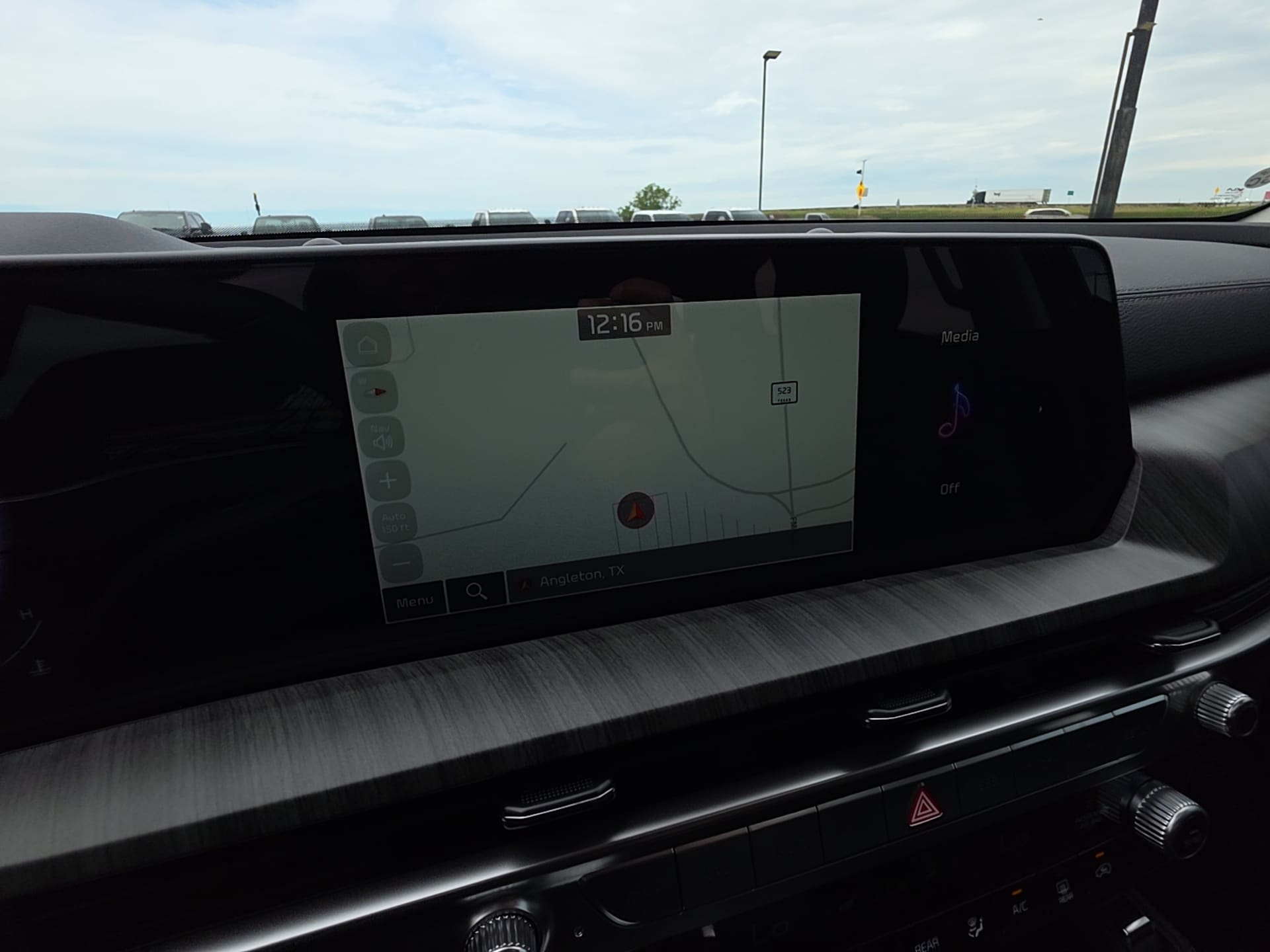 2025 Kia Telluride EX - Photo 26