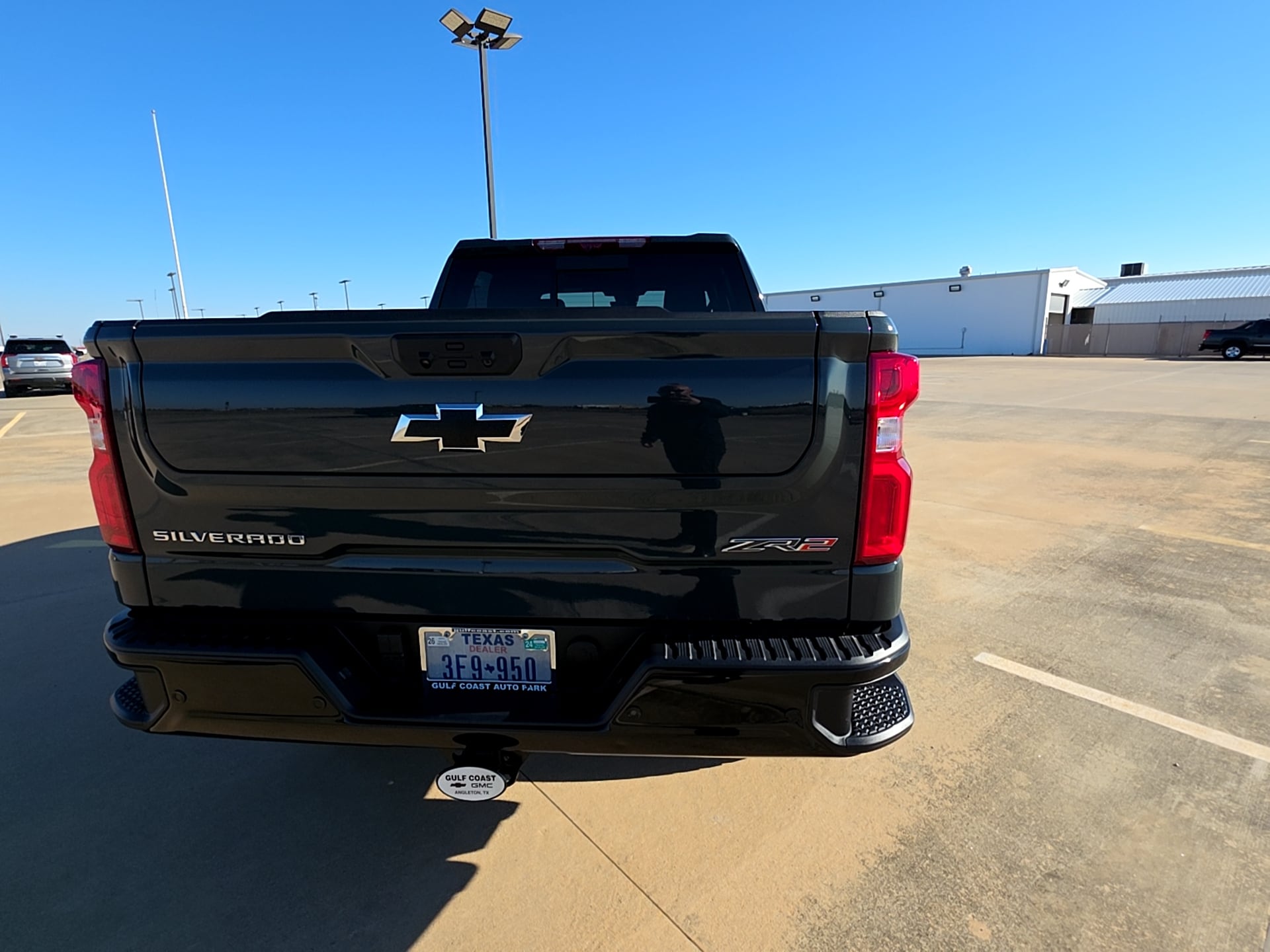 2026 Chevrolet Silverado 1500 ZR2 - Photo 8