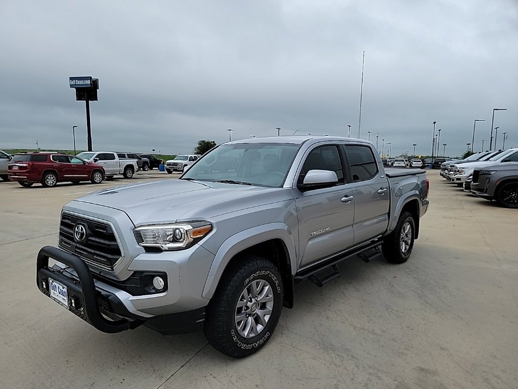 Used 2017 Toyota Tacoma SR5 with VIN 5TFCZ5AN8HX090365 for sale in Angleton, TX