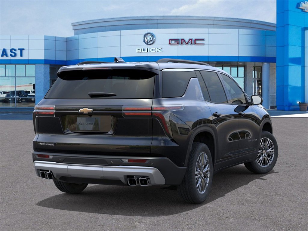 2026 Chevrolet Traverse photo 3