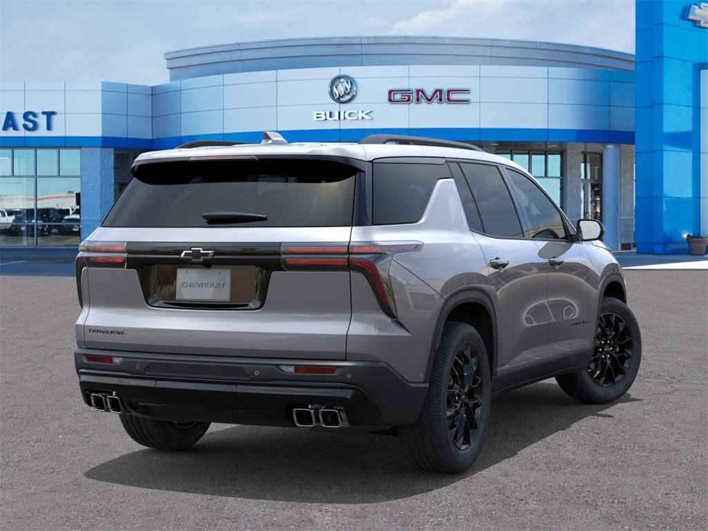 2026 Chevrolet Traverse photo 4