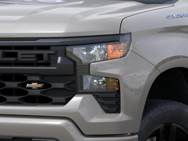 2026 Chevrolet Silverado 1500 Custom - Photo 10