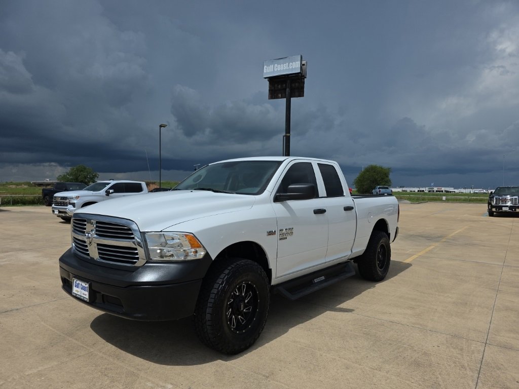 2019 Ram 1500 Classic Tradesman photo 2