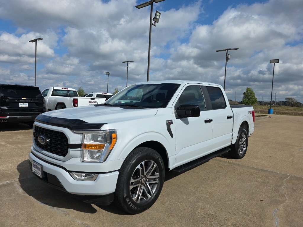 2022 Ford F-150 XL's photo