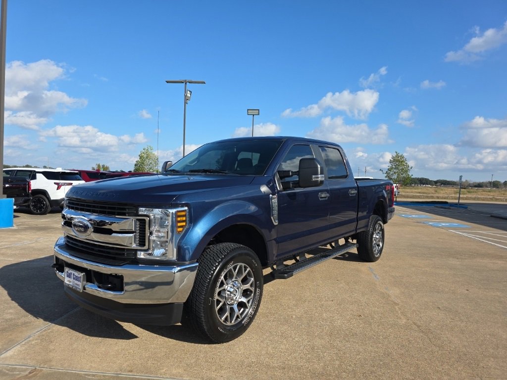 2019 Ford F-250 Super Duty XL's photo