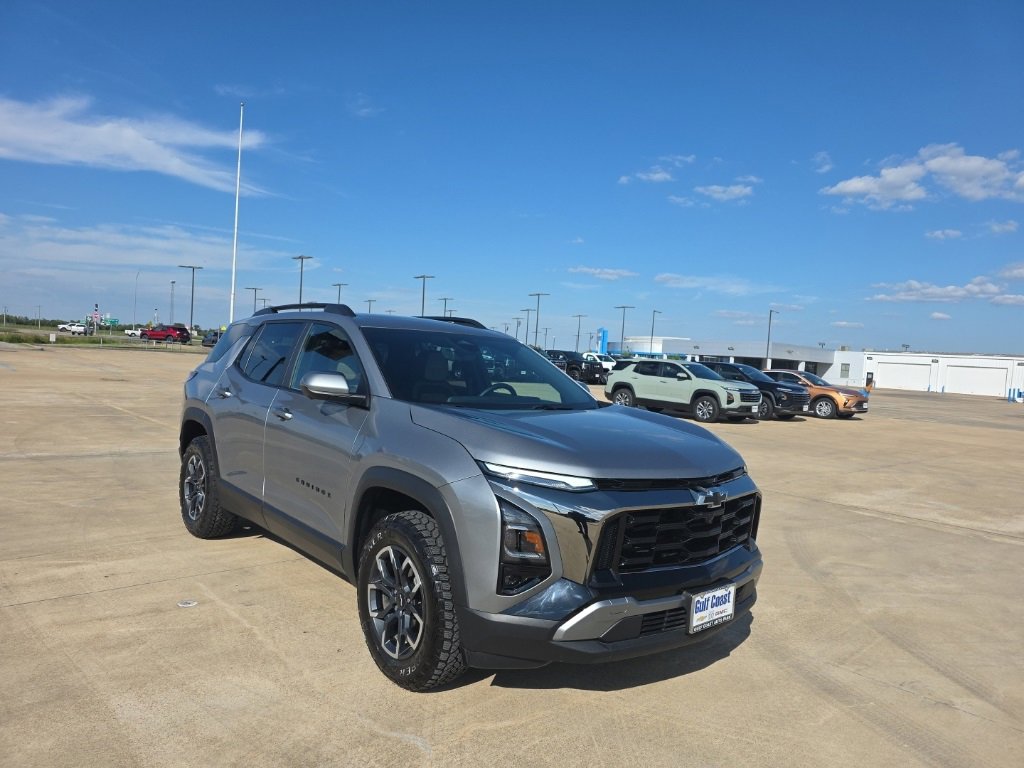 2025 Chevrolet Equinox ACTIV photo 2