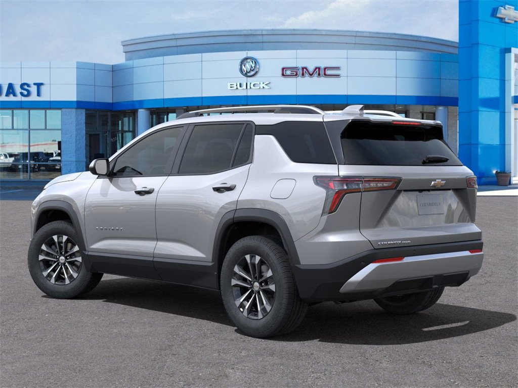 2025 Chevrolet Equinox LT photo 3
