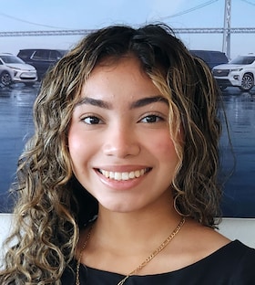 Staff member Jeylenni Martinez from ID_bfbdb413d277