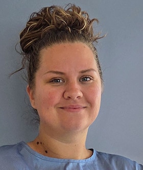Staff member Alyssa Thomas from ID_bfbdb413d277