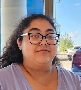 Staff member Rachel Dennis from ID_2d0151430733