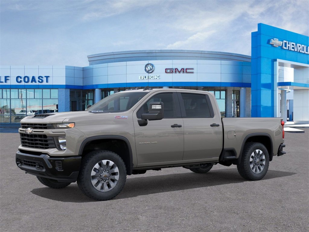 2026 Chevrolet Silverado 2500HD Custom photo 2